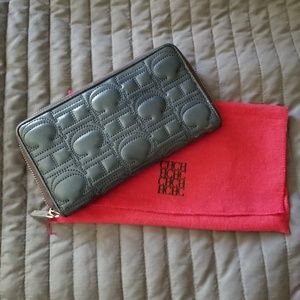 Carolina Herrera wallet